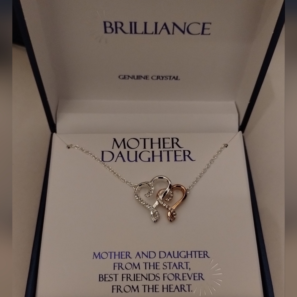 NWT Brilliance Mother Daughter Necklace - Picture 3 of 10